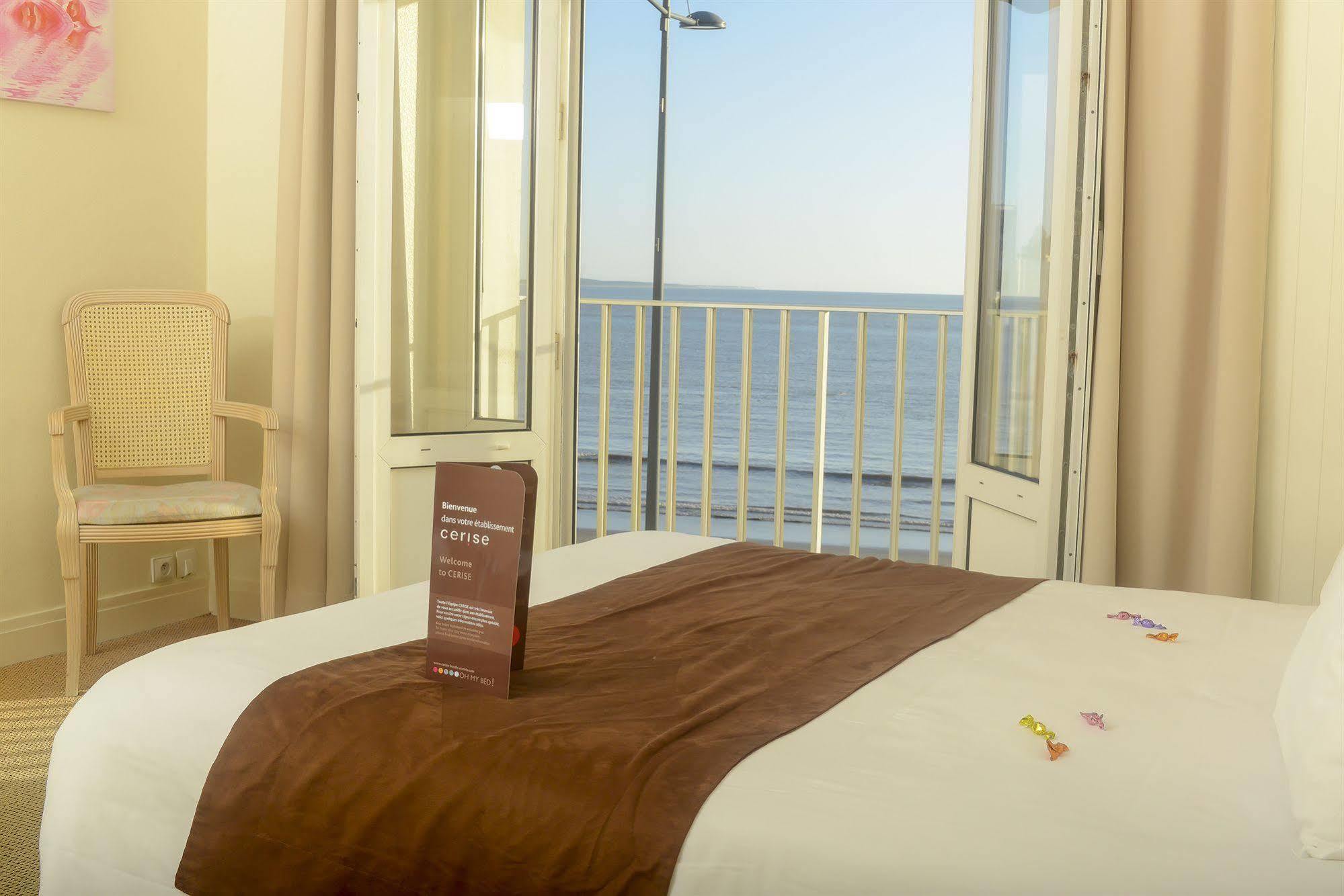 Hotel Cerise - Le Grand De La
